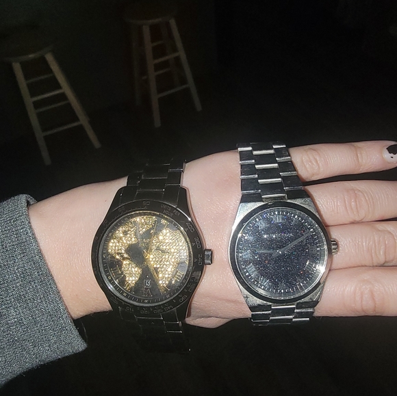 2 Michael Kors Watches - Picture 1 of 1